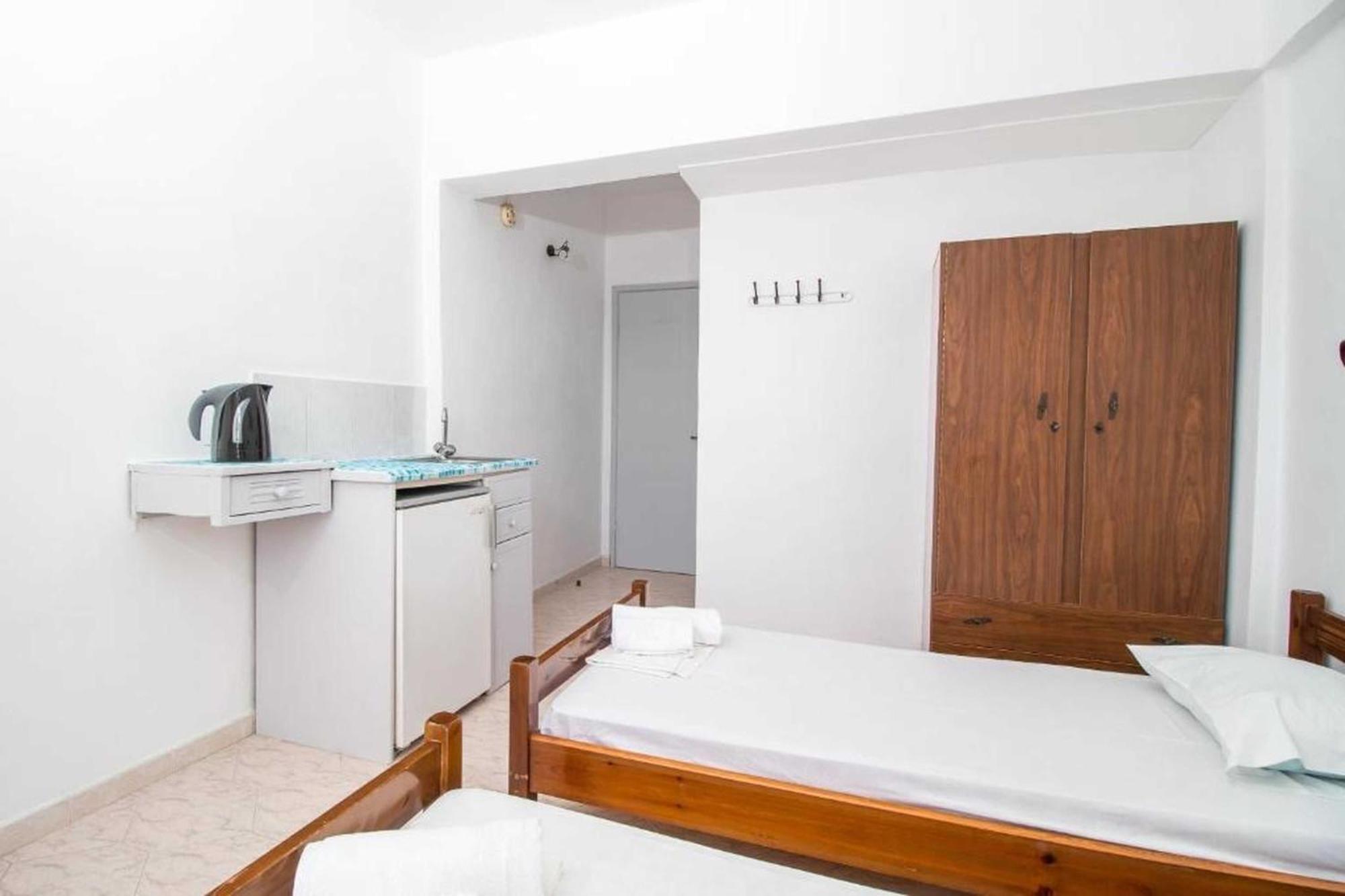 Nikos Bnb Faliraki Exterior photo